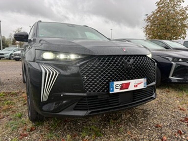 DS 7 PERFORMANCE LINE + BLUE HDI 130 EAT8