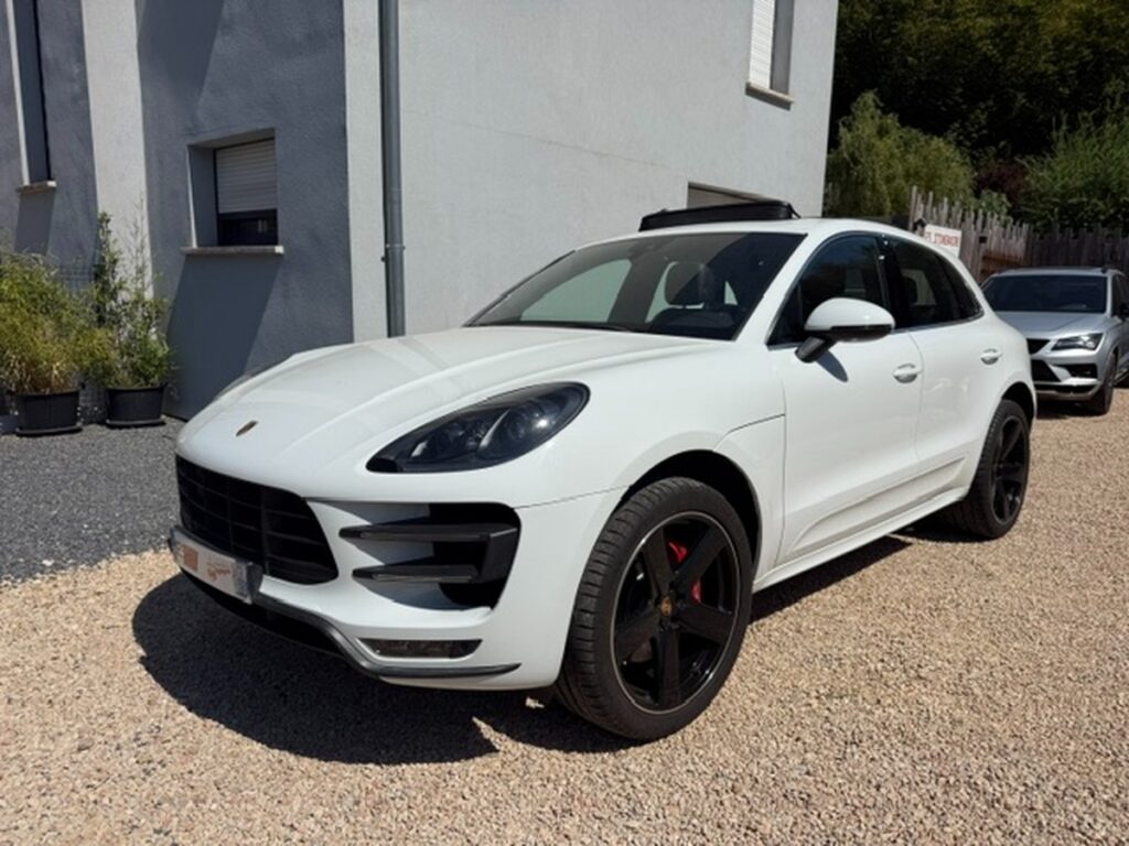 Porsche Macan 3.6 V6 TURBO 400