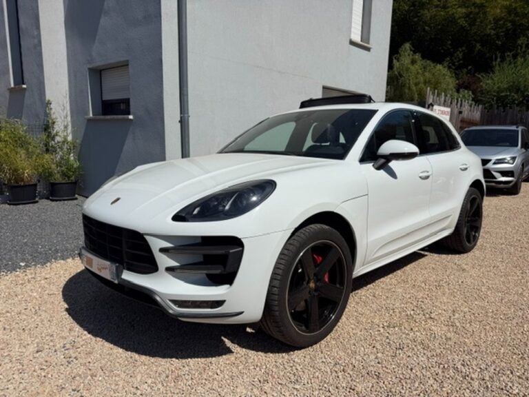 Porsche Macan 3.6 V6 TURBO 400