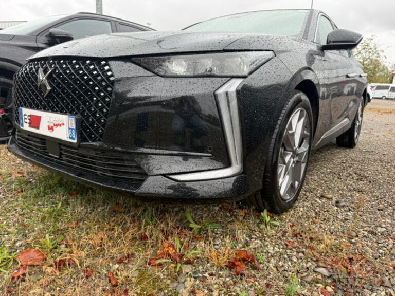 DS 4 PALLAS BLUE HDI 130 EAT8 + 13000KM + 07/2025 + GARANTIE